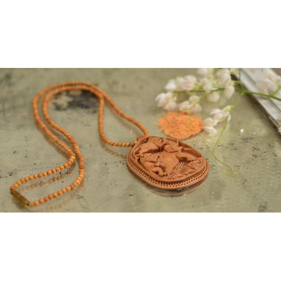 Kadam ♣ Wooden Neckpieces { n }